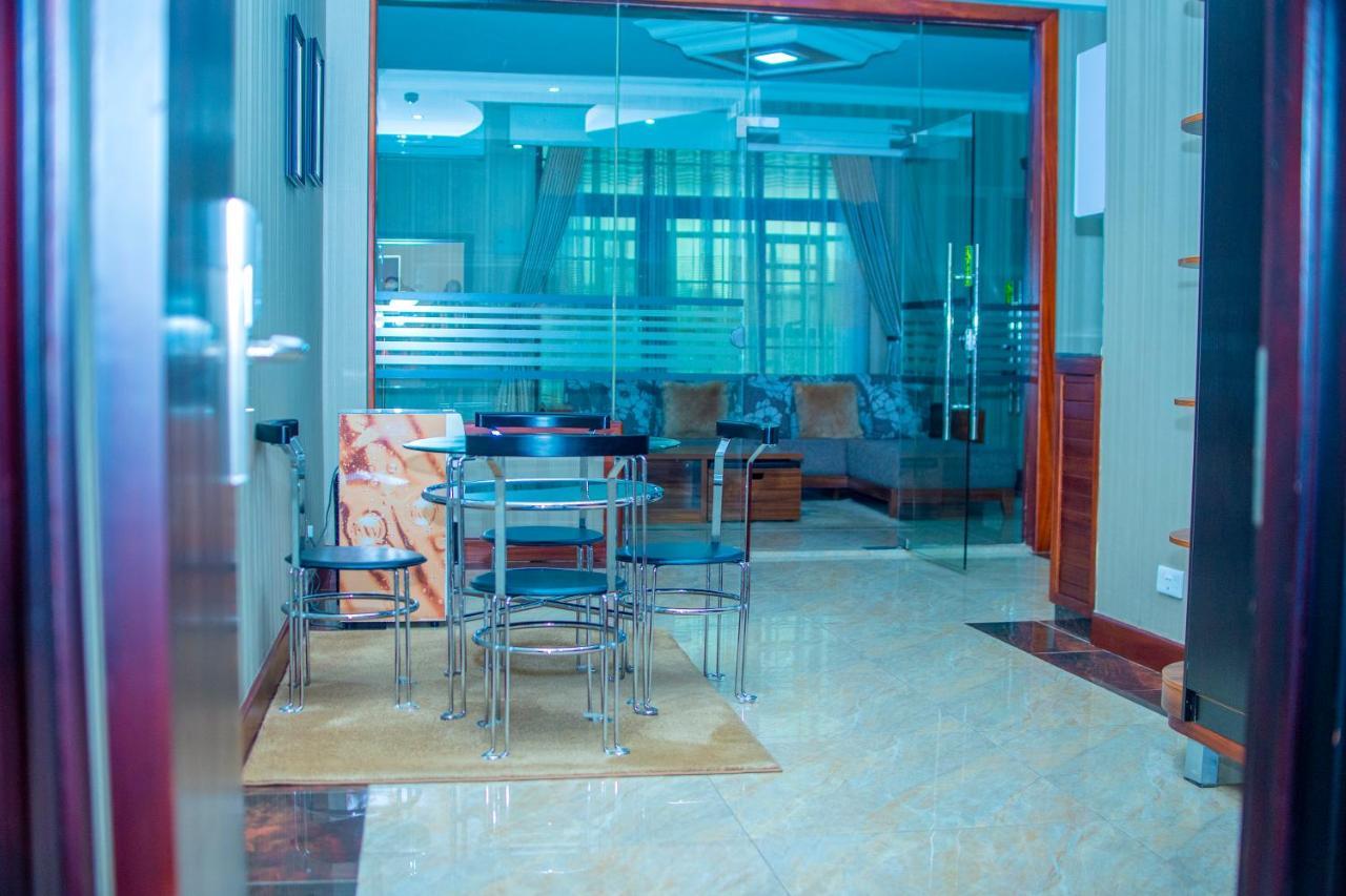 Hera Hotel 坎帕拉 外观 照片